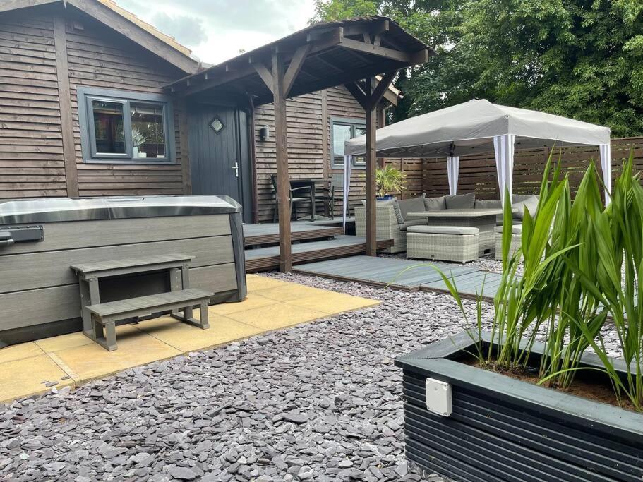 Orchard Retreat Staycation Holiday home Boston